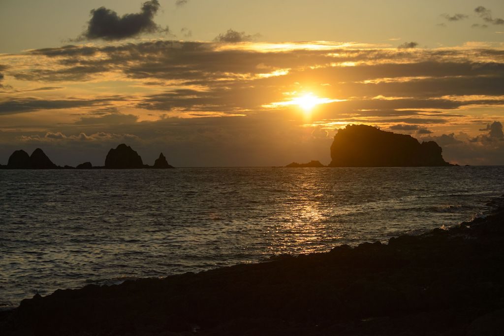 飛島の夕日